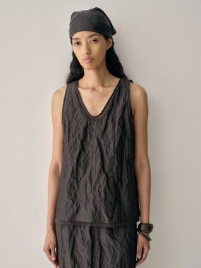 Women's Black Textured V-Neck Tank Top